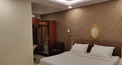 KUTTIES RESIDENCY Room Type - DELUXE