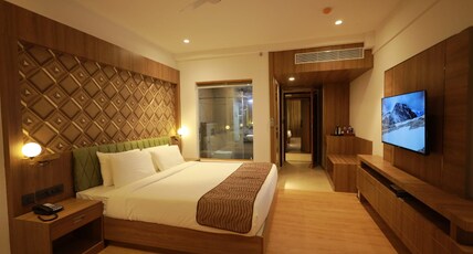 Mandarin Sky Room Type - Semi Suite