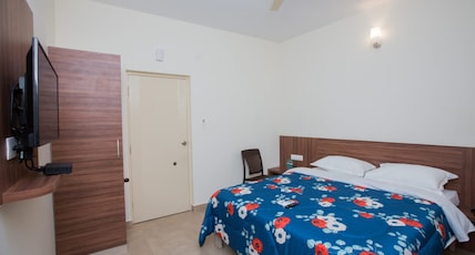 HOTEL VIJAYA LAKSHMI RESIDENCY- YESHWANTHPUR Room Type - Standard Double Room HOTEL VIJAYA LAKSHMI RESIDENCY- YESHWANTHPUR Room Type - Standard Double Room
