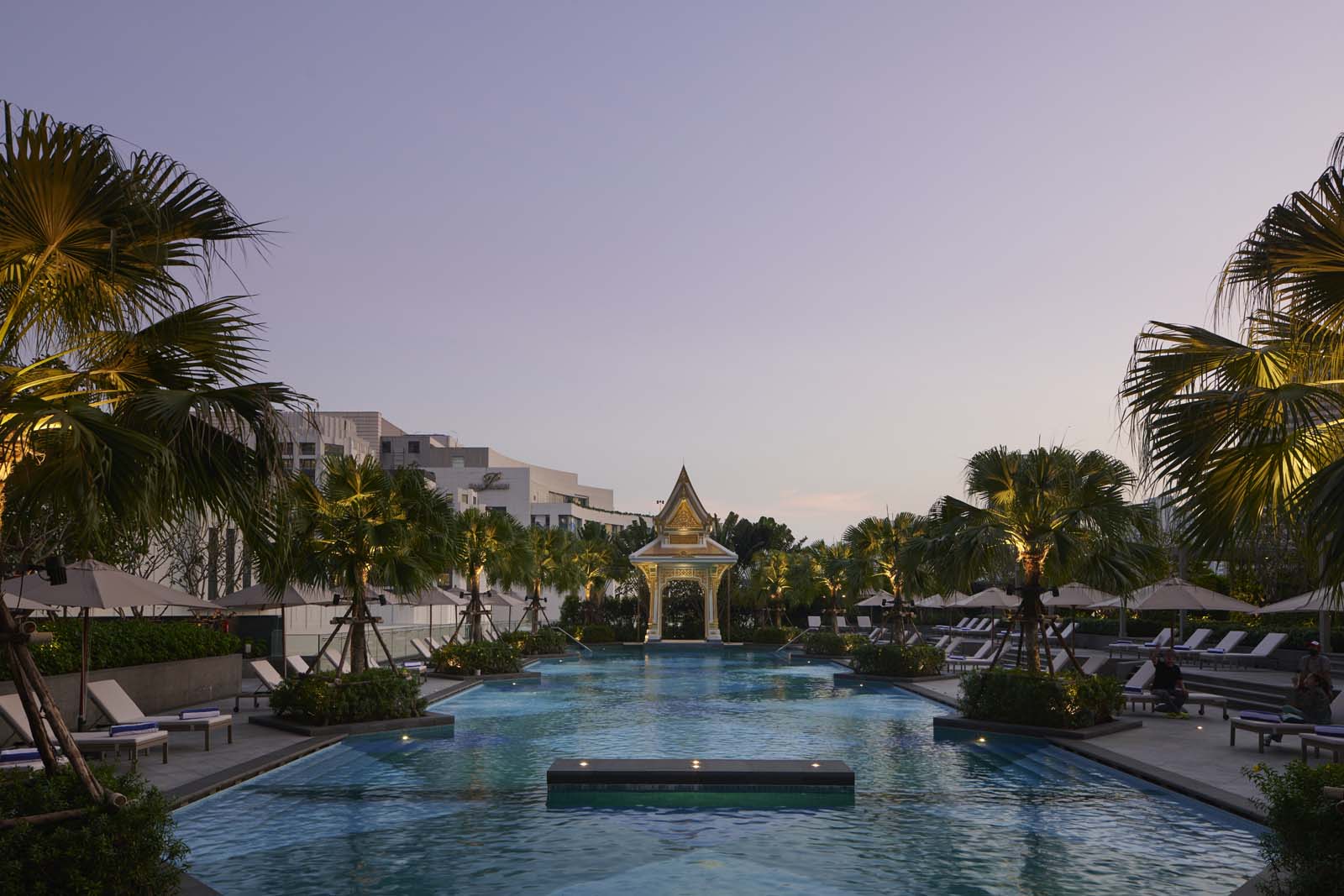 Chatrium Grand Bangkok - Tap to explore photos