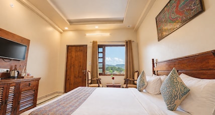 Raj Bagh by Aaryam Room Type - Deluxe room Raj Bagh by Aaryam Room Type - Deluxe room