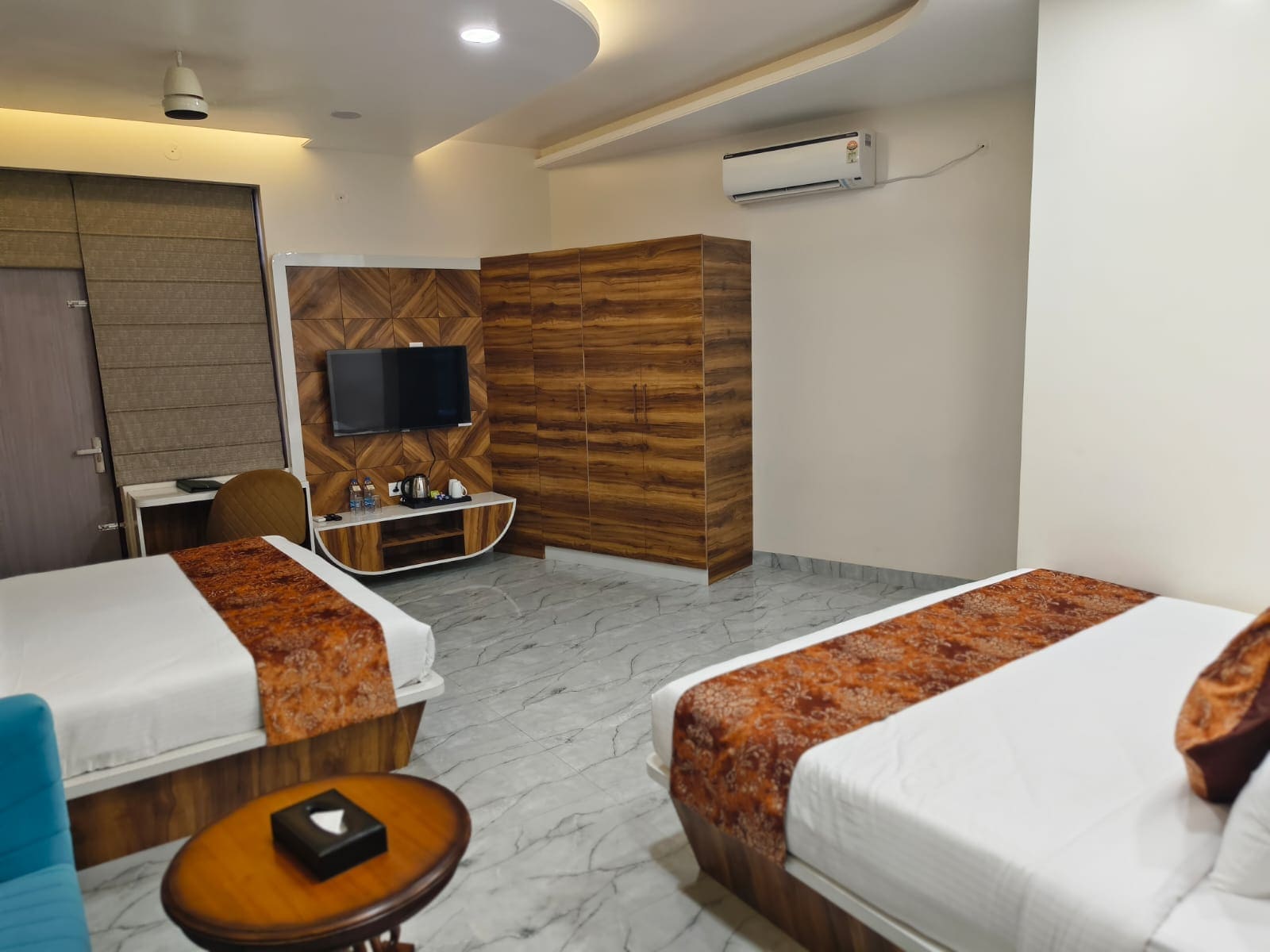 Hotel Sharma Jaipur - Tap to explore photos