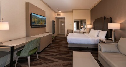 Prestige Harbourfront Resort, BW Premier Collection Room Type - Suite-1 King Bed, Non-Smoking, Condo, Separate Bedroom, Full Kitchen, Sofabed Prestige Harbourfront Resort, BW Premier Collection Room Type - Suite-1 King Bed, Non-Smoking, Condo, Separate Bedroom, Full Kitchen, Sofabed