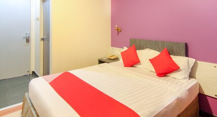 Hotel O Esplanade Room Type - Standard Queen