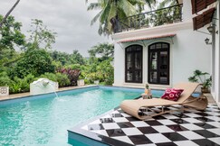 LohonoStays Castello Villa 6