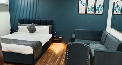 Hotel Metro Room Type - Super Deluxe Room