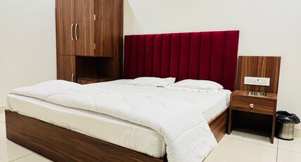 HOTEL RADISSON INN. Room Type - 504