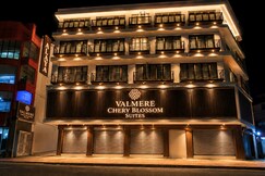 Valmere Chery Blossom Suites