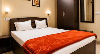 Vishal Residency (5 mins to Railway Station) Room Type - Deluxe Room Vishal Residency (5 mins to Railway Station) Room Type - Deluxe Room