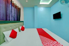 Rooms of OYO 819868 Hotel Devlok In