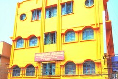 Nataraj Hotel And Boarding