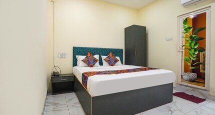FabHotel Aishwarya Inn Room Type - Deluxe Room