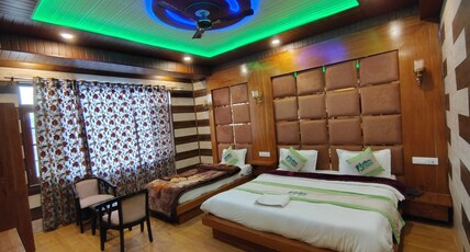 Hotel Golden Eye Room Type - Family Room with AC