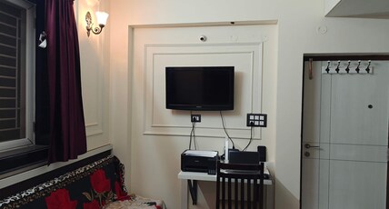 Premium Room w Private Bath and Wi Fi Hyd Room Type - Deluxe King Room
