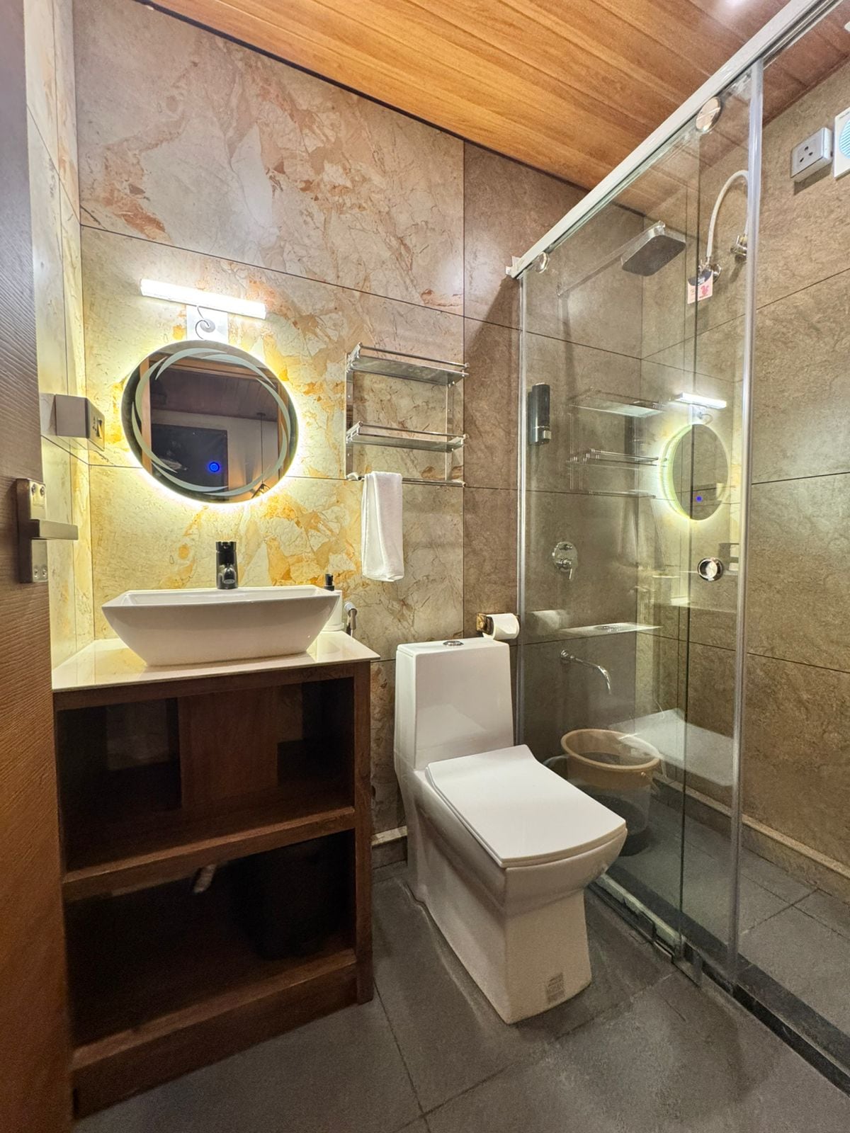 Casa Maya - Tap to explore photos