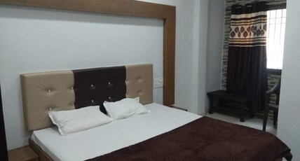 Hotel Sudha Palace Room Type - Deluxe Rooms (AC)