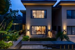 FernWood 4BHK with Infinity Pool by TensorStays