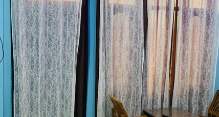 HOTEL UNIVERSE VIEW Room Type - DELUXE ROOM