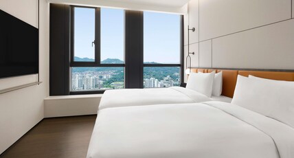 Pullman Ambassador Seoul Eastpole (Opening Q3 2025) Room Type - 1 Bedroom Premier Family Suite, 1 Double Size Bed and 1 Single Size Bed