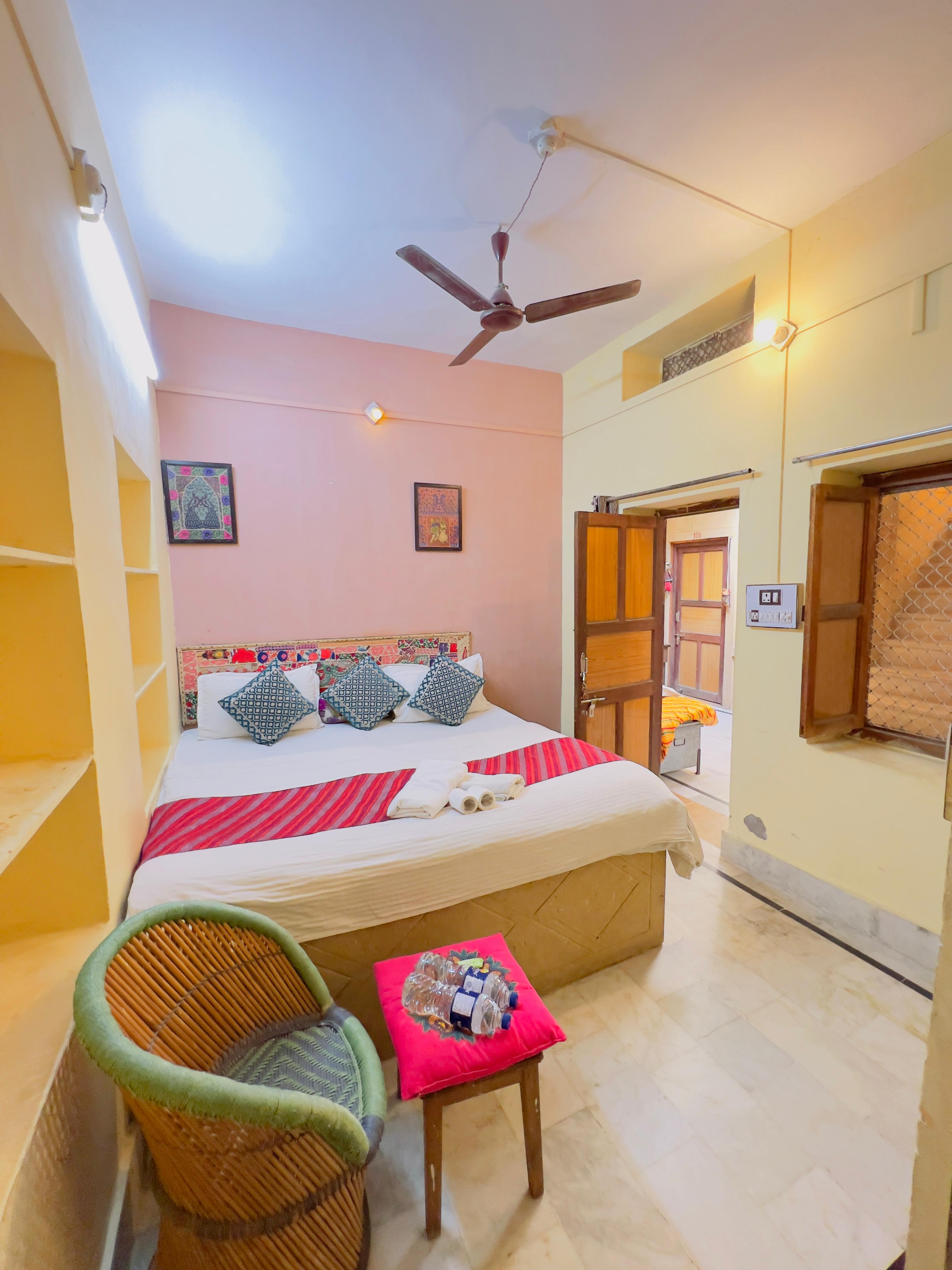 Hotel Neem Haveli - Tap to explore photos