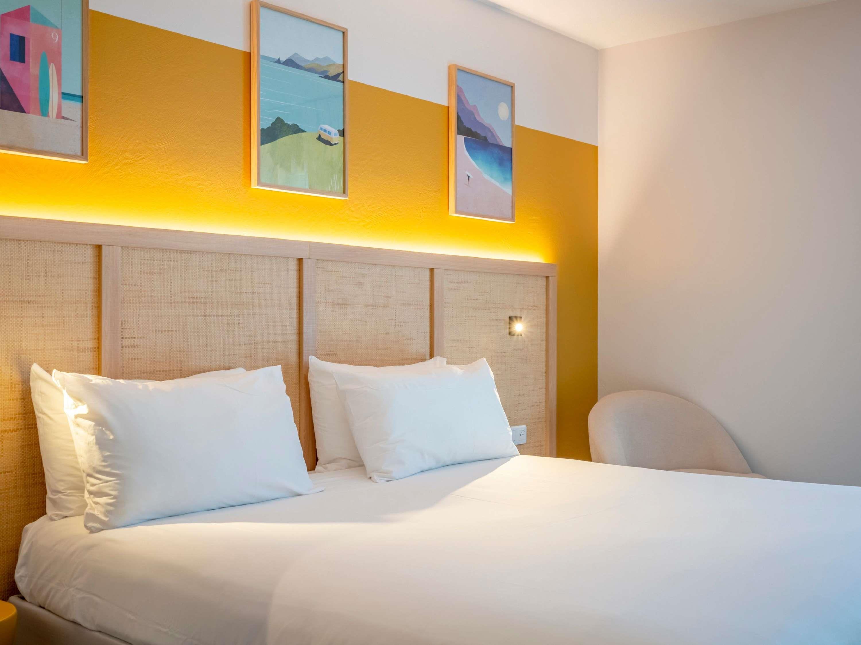Ibis Styles Biarritz Plage - Tap to explore photos