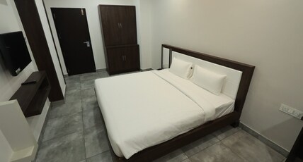 Hotel Abooz Room Type - Deluxe Room