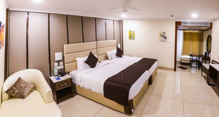 RKN Grand Hotel Room Type - SUPER DELUXE