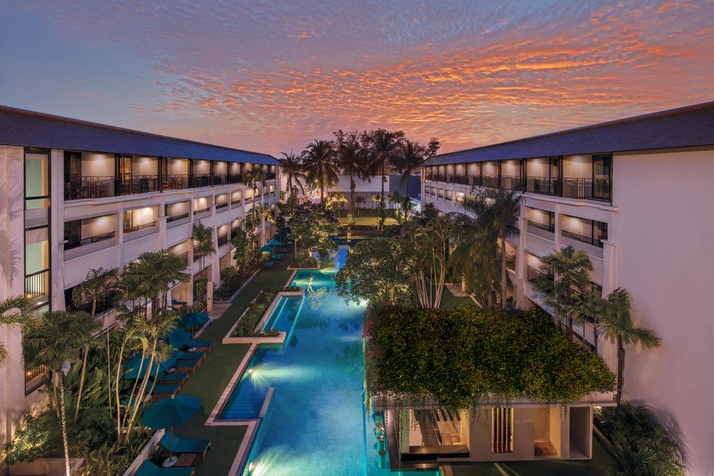 DoubleTree by Hilton Phuket Banthai Resort - Tap to explore photos