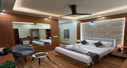 AANCHAL PALACE HOTEL Room Type - Super Deluxe Premium Room