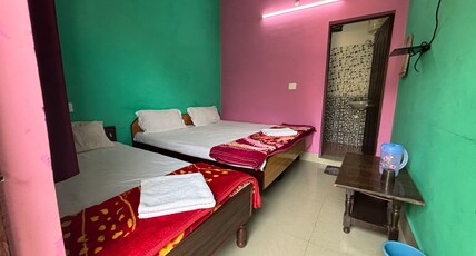 Omji Niwas - Shiv Ganga Room Type - Deluxe Triple Room