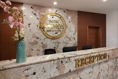 The High Point Inn & Suite