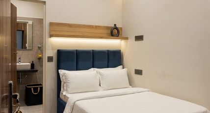 Radha Homestay Room Type - Queen Room
