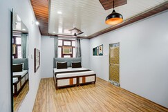 SPOT ON The Urban Nest Hotel