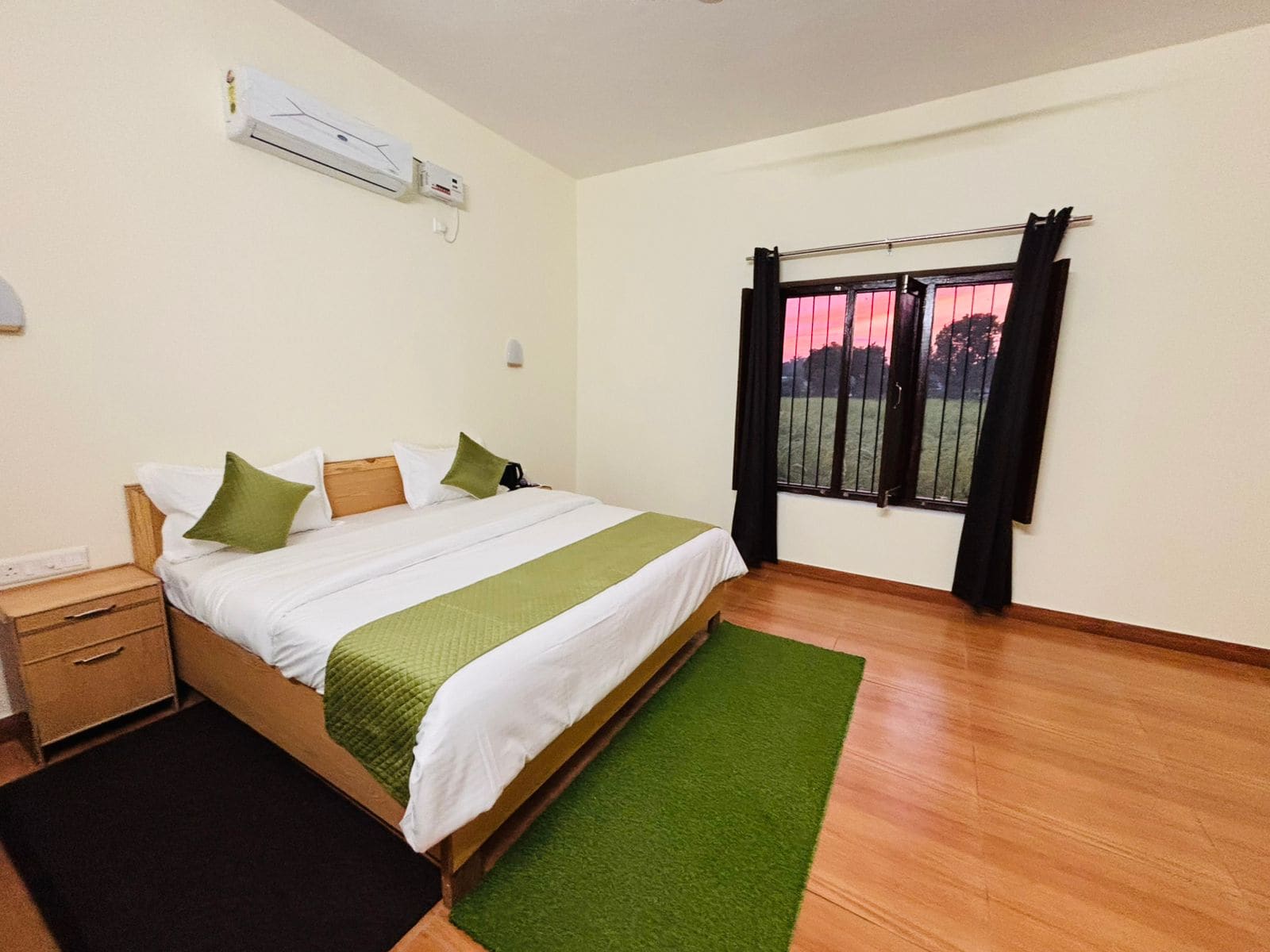 Jim Corbett Guest House - Tap to explore photos