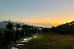 Banlekhi Cottages | Valley & Sunrise Views