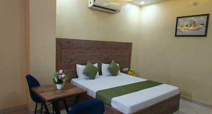 Nagpal Hotel And Restaurant Room Type - Deluxe Room