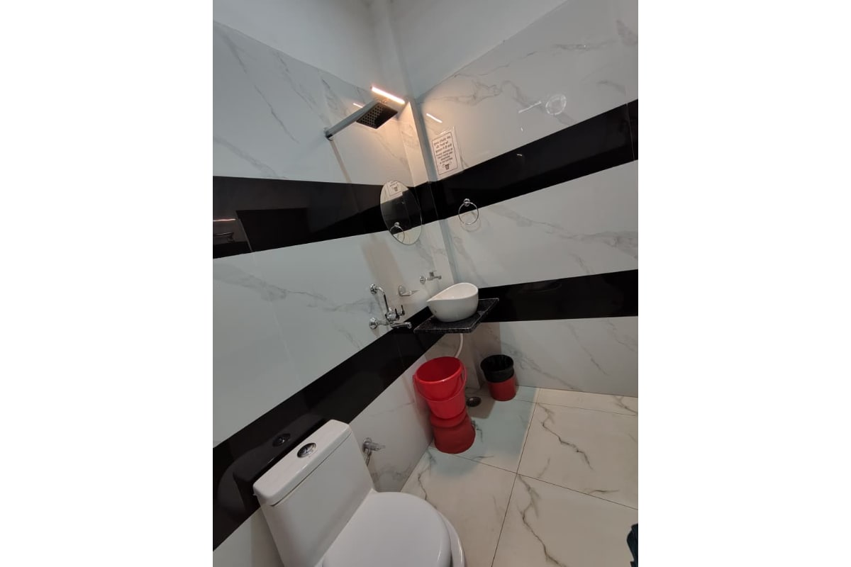 Khushi Paying Guest House Varanasi - Tap to explore photos