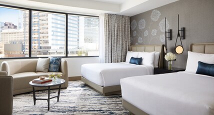 InterContinental Hotels BELLEVUE AT THE AVENUE Room Type - 2 Queen Premium Corner Room