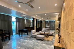 Eleven Views by Fracspace