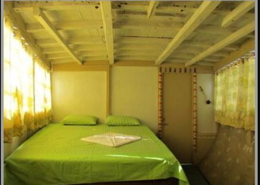 Hotel Laxmi Palace - Tap to explore photos