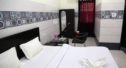 KANTA SANT RAM AASHRAM Room Type - Beautiful And Clean 1 Bedroom with All Amenities