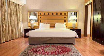 Sunday Suites Excelsior Hotel Deira (formerly Sheraton Deira) Room Type - Junior Suite