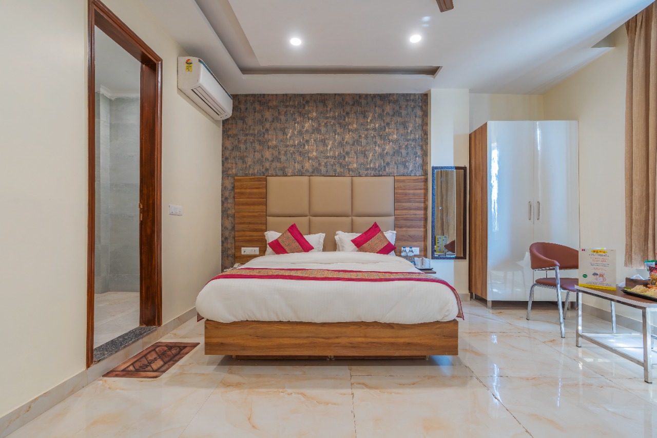 Tejas Regency Opposite Yashobhoomi - Tap to explore photos