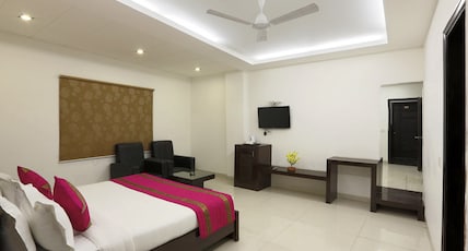 Hotel Anand International Room Type - Premium Suite Hotel Anand International Room Type - Premium Suite