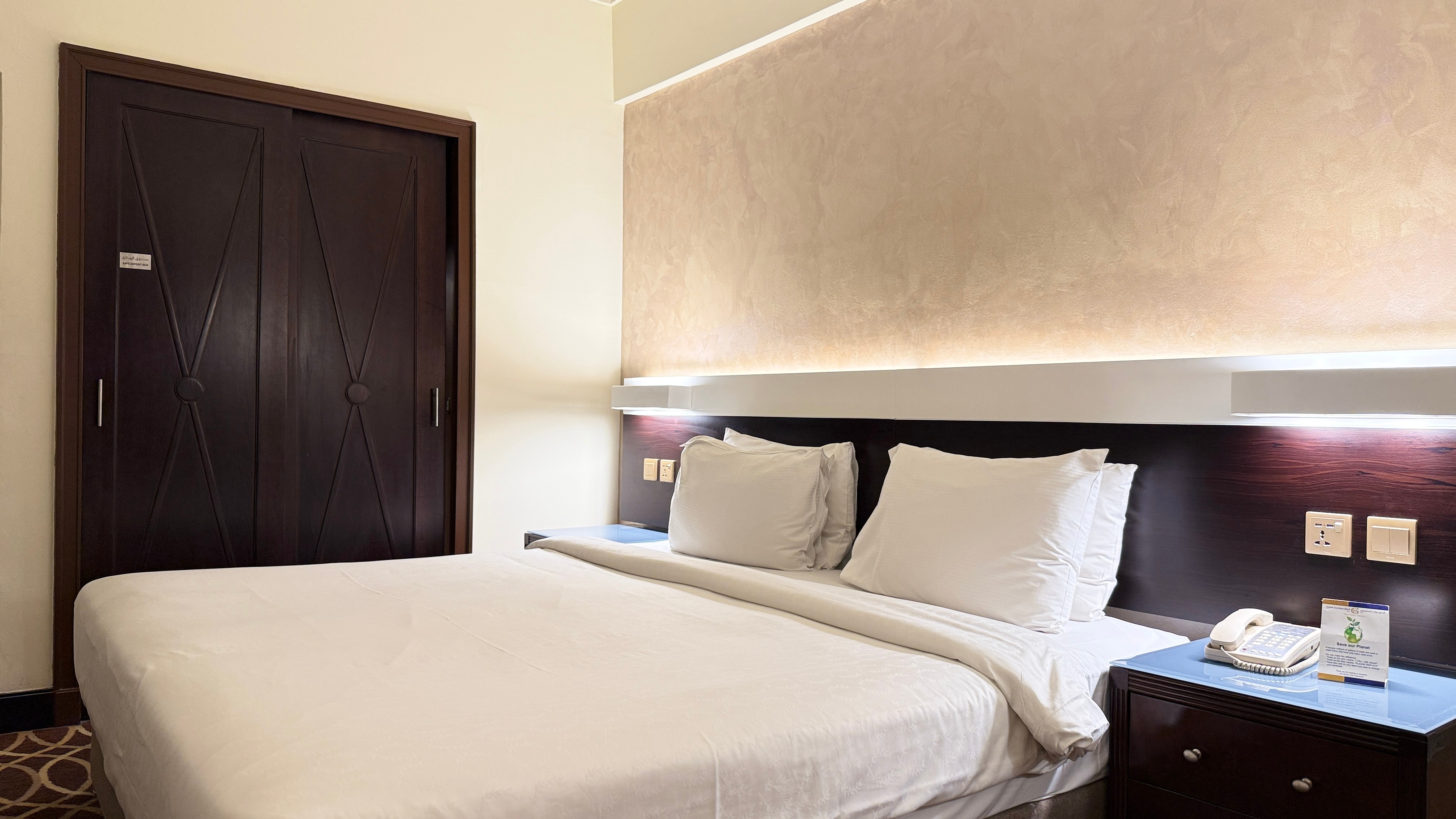 Sunday Suites Excelsior Hotel Deira (formerly Sheraton Deira) - Tap to explore photos