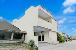 Hotel O Solo near Solo Safari formerly RR Guesthouse