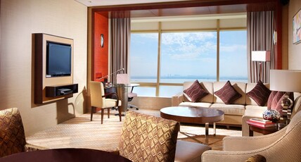 InterContinental Hangzhou Room Type - 1 King 1 Bedroom Suite Lounge Access River View InterContinental Hangzhou Room Type - 1 King 1 Bedroom Suite Lounge Access River View