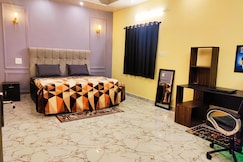 UrbanNest Airport Stay