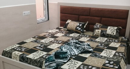 Shri Radha Palace Room Type - Bedroom 3