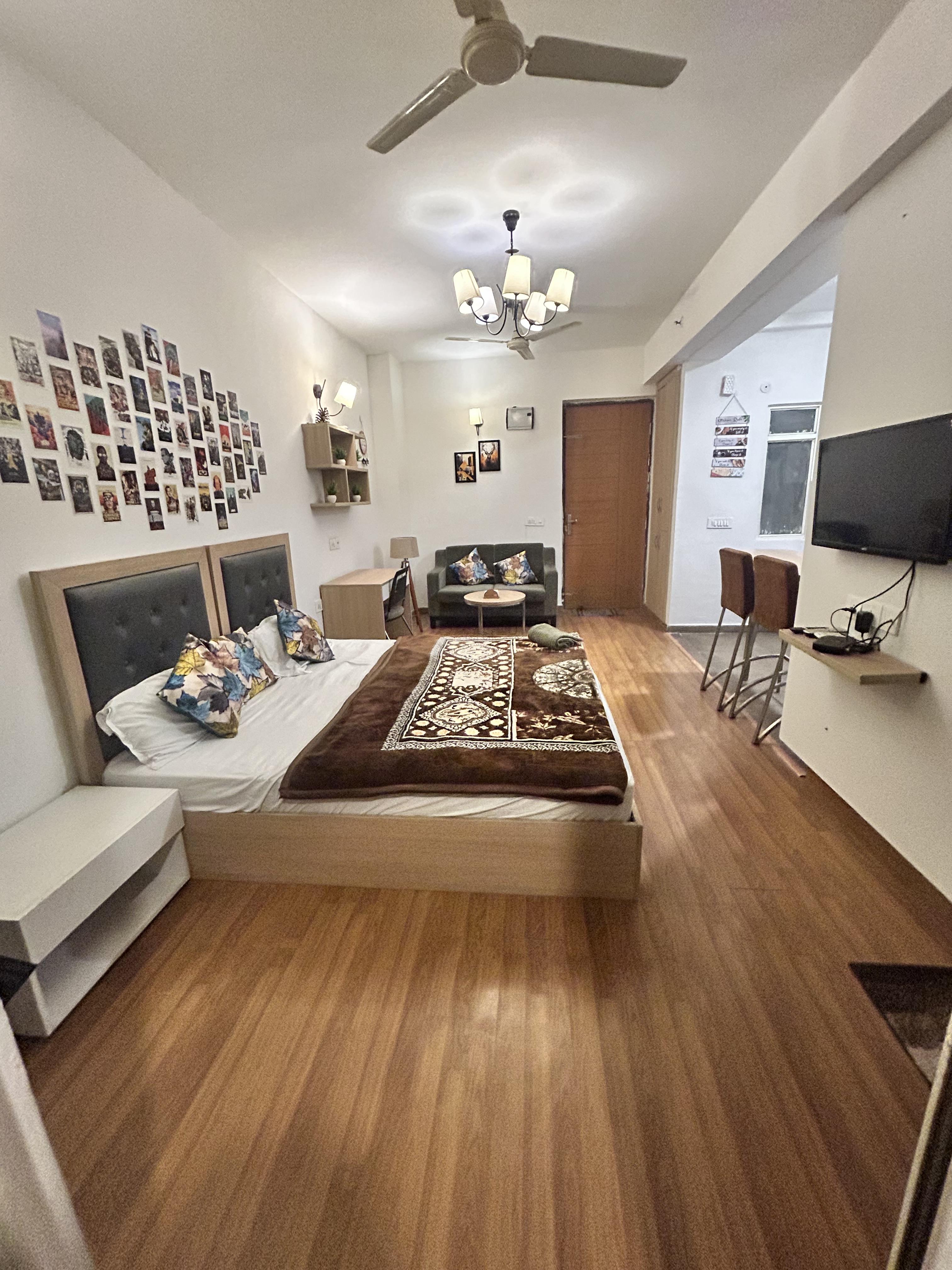 The Love Suite SkyVibe Homes - Tap to explore photos